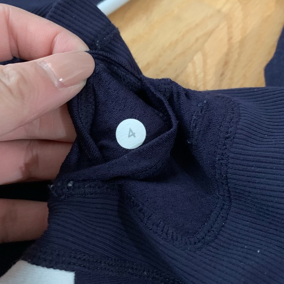 lululemon half zip top - Picture 5 of 5